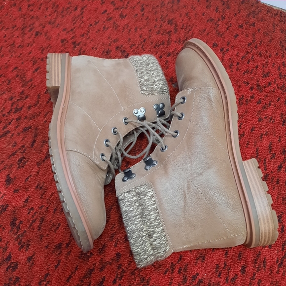 Amore Mia Ranie Ankle Lace Up Women's Boots Sweater Knitted Trim Tan Size 9M - Picture 12 of 15